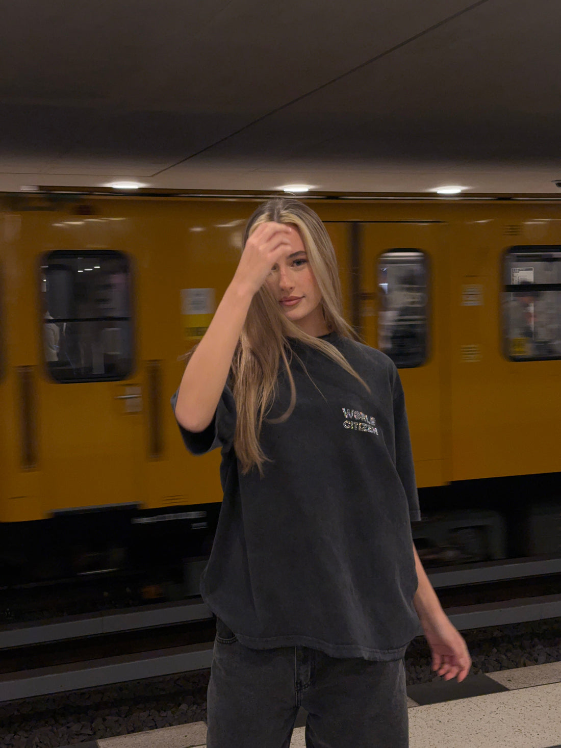 Vintage Oversize Tee Rhinestones Black Washed